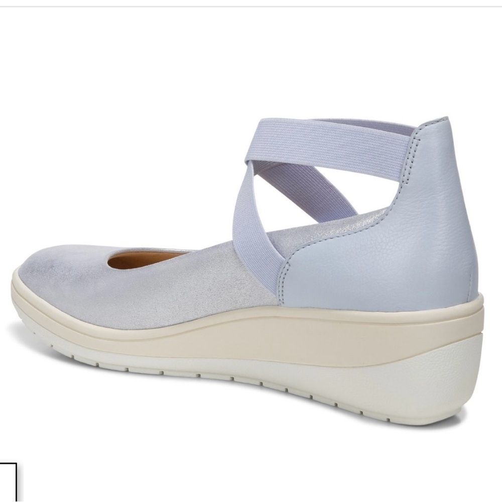 Vionic Ellery Nubuck Supportive Metallic Leather Wedges in Blue Haze Size 7 - Picture 3 of 11